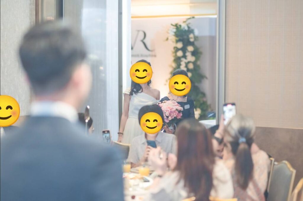 漢來飯店素食婚禮~媽媽牽著新娘攜手進場